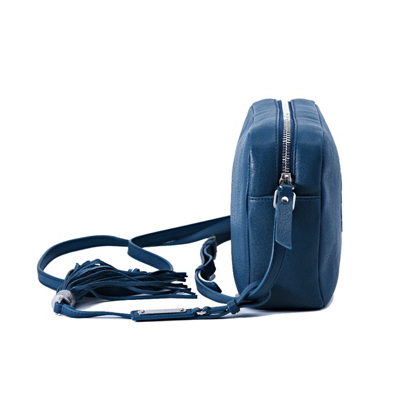 New Saint Laurent Monogram Lou Camera Leather Bag - Picture 2 of 8